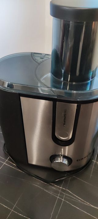 Preciosa Licuadora como nueva