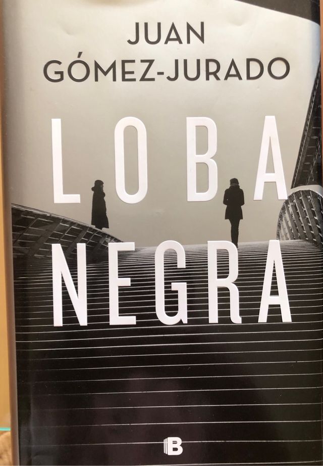 Libro Loba negra de Juan Gómez-Jurado