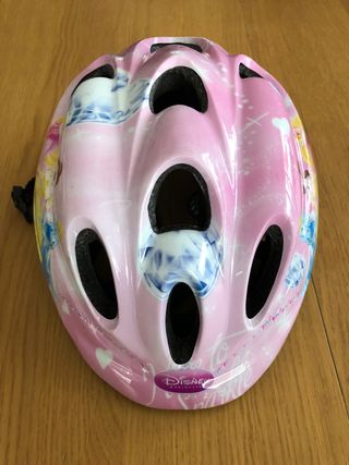 Casco de bici para niñ@. Princesas- como nuevo