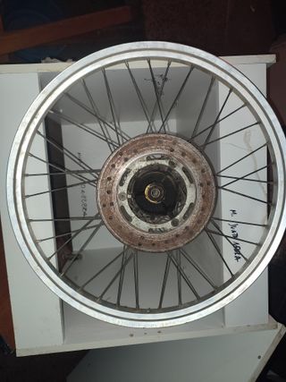 llanta moto de 53 de diametro y 5 cm de grosor 