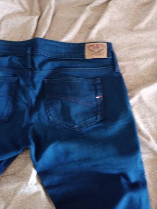 Pantalón tomi Hilfiger de mujer 