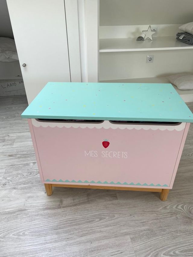 Baul monísimo de niña