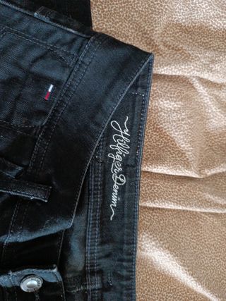 Pantalón tomi Hilfiger 