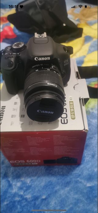 Cámara Réflex Canon EOS 600D