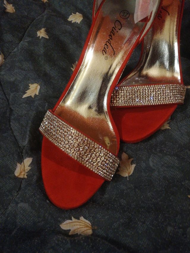 n.37 con tacco 👠 e cristalli Svarosky