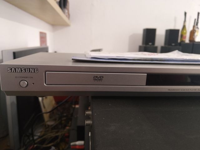 CD . DVD  NUEVO Samsung