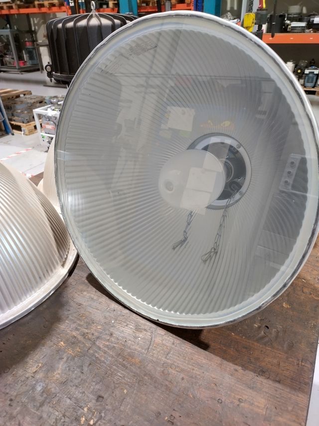 Focos industriales 220V