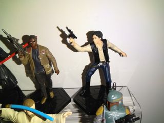 FIGURAS STAR WARS ©DISNEY STORE