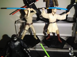 FIGURAS STAR WARS ©DISNEY STORE
