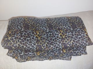 Pañuelo leopardo Zara