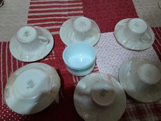 juefo de tazas de te o café