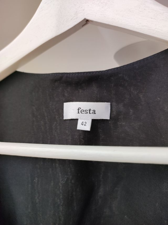 TOP ALGODÓN NEGRO CON DETALLES M