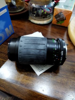 MF ZOOM COSINA 70-210mm
