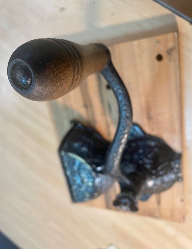 Antiguo molino/molinillo de café