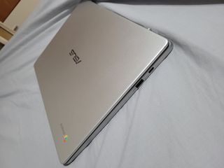 Chromebook Asus