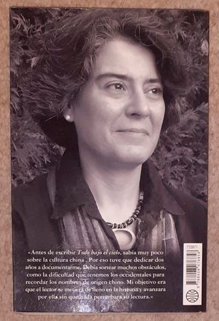 "Todo bajo el cielo" firmado por "Matilde Asensi".