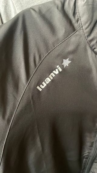 Cortavientos L y XXL Luanvi Maratón Málaga 2021