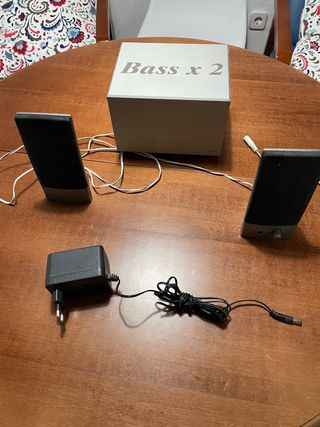 Altavoces para ordenador.