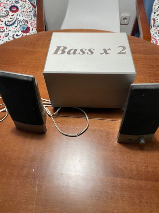 Altavoces para ordenador.