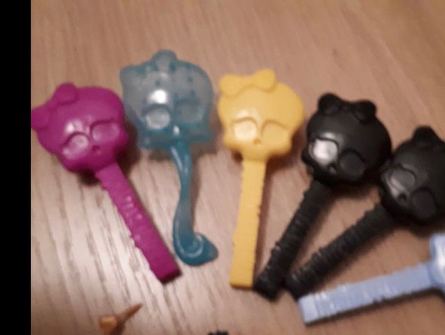 Complementos de monster high