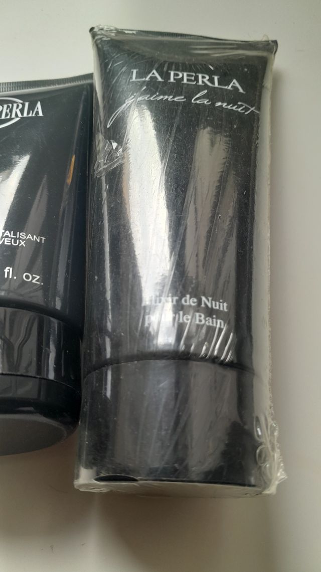 due gel douche uomo e donna (la perla)e(grigio per