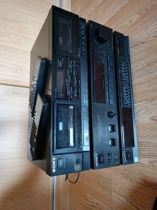 Cadena de música SONY.