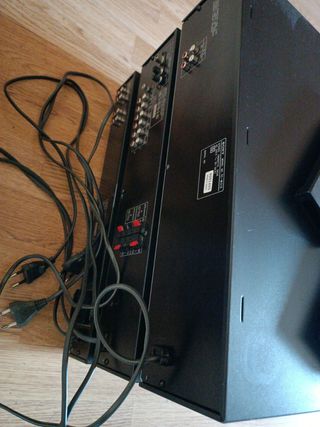 Cadena de música SONY.