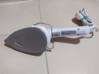 Plancha y cepillo de vapor Rowenta 