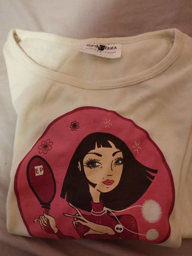 camiseta de manga larga blanca