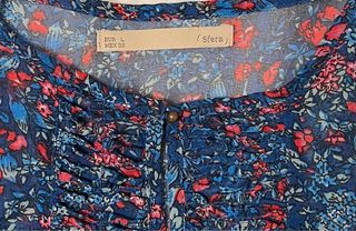 Blusa estampado floral Sfera - Talla L- Nueva