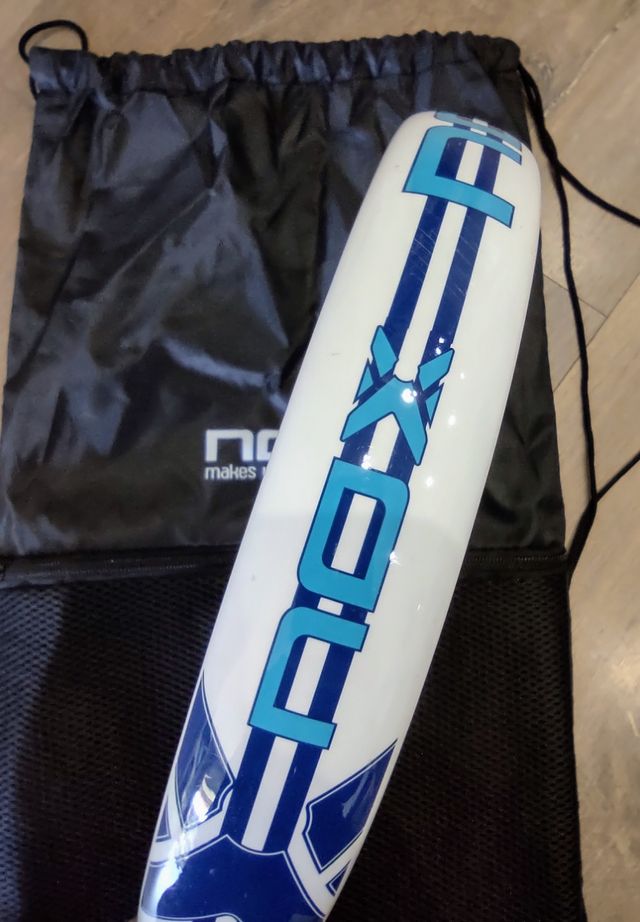 pala PADEL NOX + REGALO bolsa + 6 pelotas padel