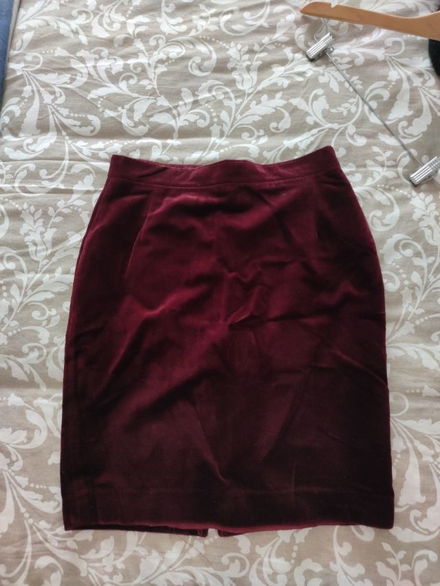 Falda corta talla 40