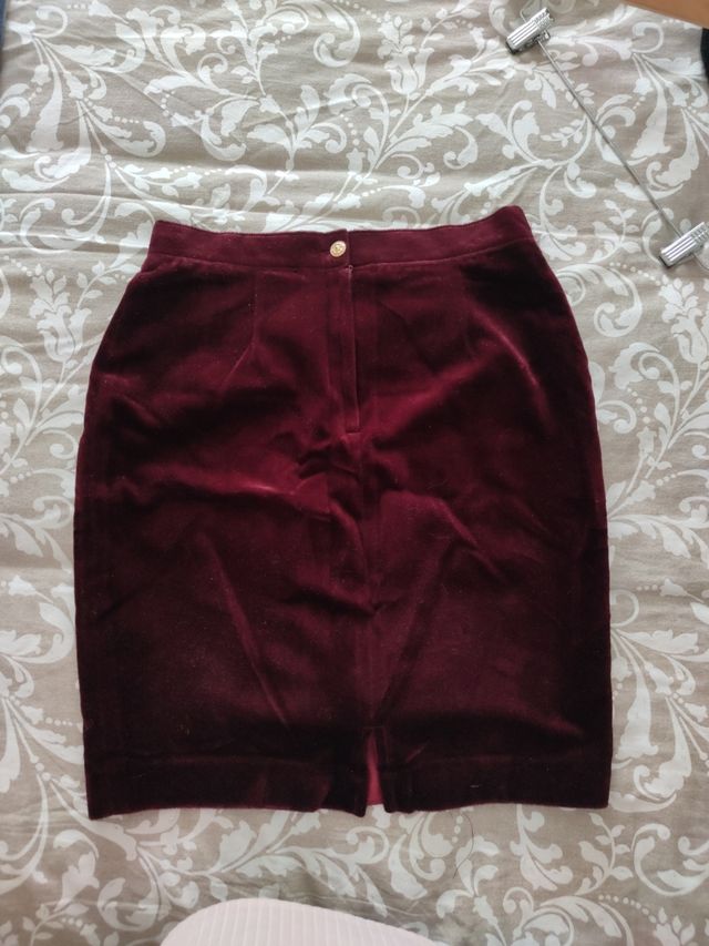 Falda corta talla 40