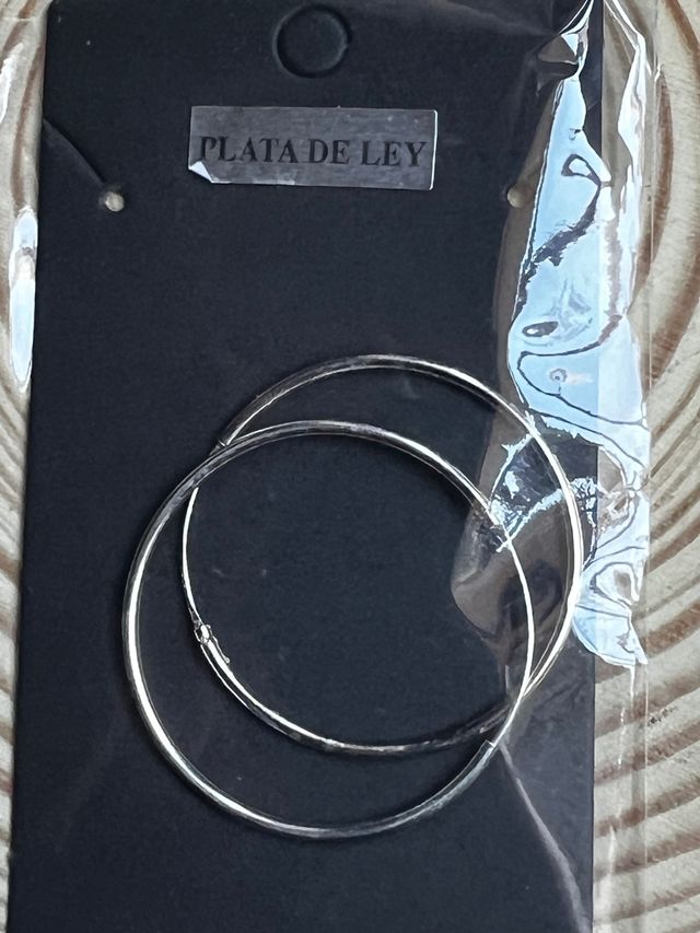 Pendiente plata tipo aro.