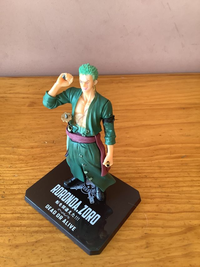 Muñeco desperdició zoró