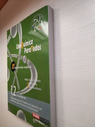 Libro preparatorio Química para PEVAU