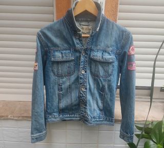 cazadora vaquera talla Xs Cara jeans