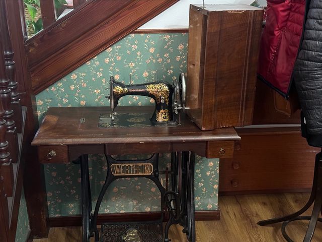 Macchina da cucire Wertheim