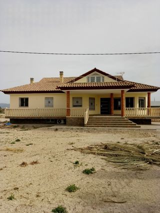 Pintor, Pintura y decoración.