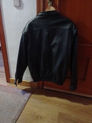 cazadora de piel