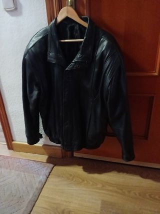 cazadora de piel