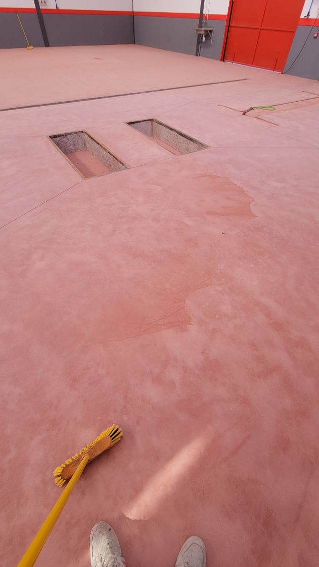 pintamos suelos de epoxi