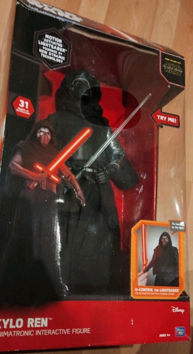 BIG FIGS KYLO REN STAR WARS 50 CMS INTERACTIVO