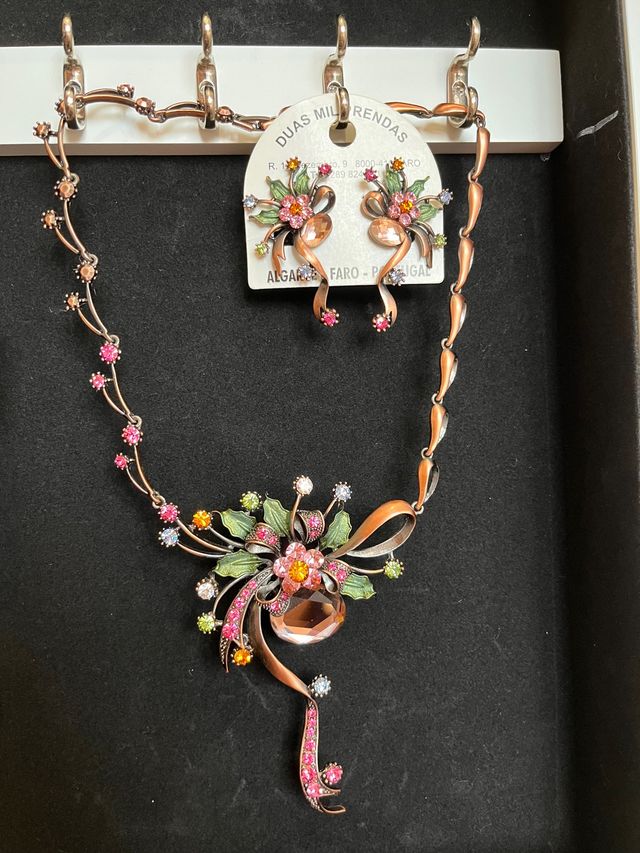 Conjunto de bisutería.Nuevo.