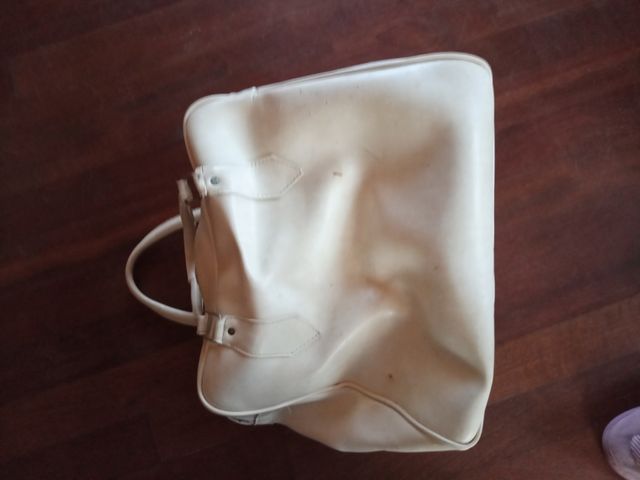 Antiguo maletín bolsa maleta blanco. Gratis. R