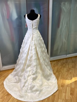 vestido de novia tirantes escote cuadrado