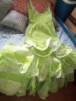 Traje de flamenca bordado. Modelo Angelines