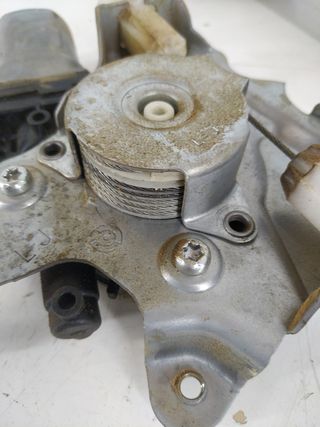 82731JG00A Elevalunas izq trasero Nissan x-trail 