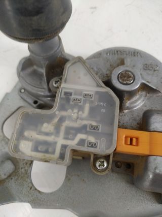 A4442129 Motor limpia trasero Nissan x-trail T31