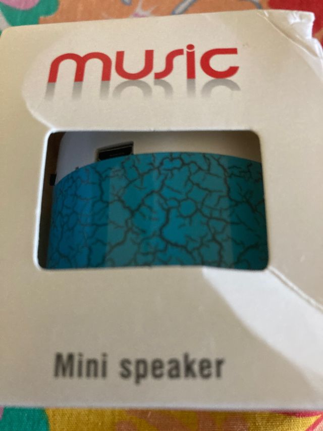 Mini altavoz bluetooth